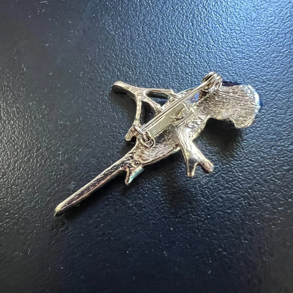 Vintage‎ Parrot Brooch Bird On Branch Blue Enamel Gold Tone Crystal Eye  Pin